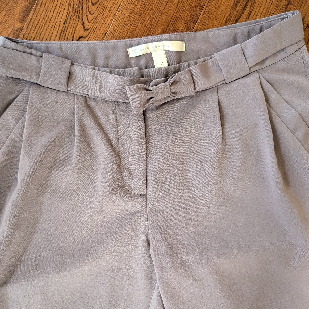 EUC Ladies LC Lauren Conrad Slacks Trousers Pants Gray Fabric Bow Belt Cuff Sz 4 - Picture 4 of 8